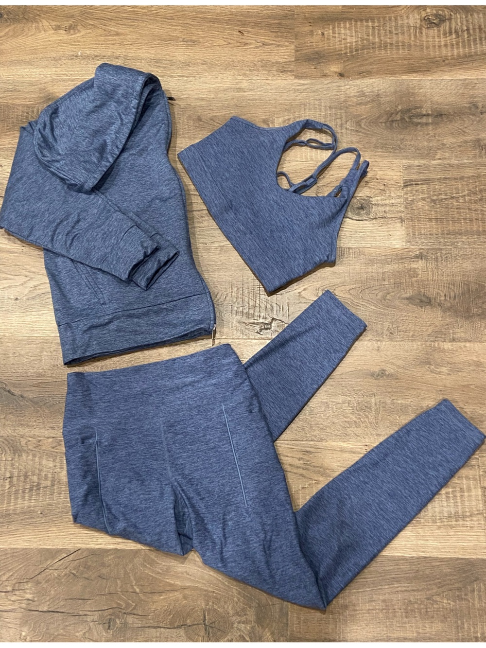 Women’s BodyCore Athletic Works Buttercore M-L 3 Piece Lounge Athleisure